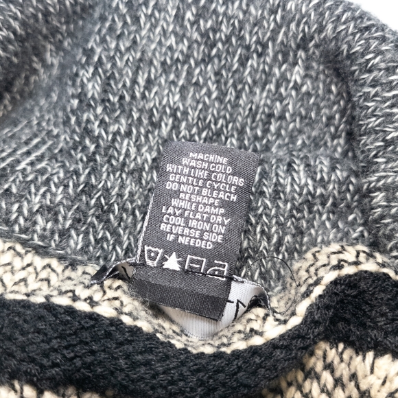 Frazzle Striped Knit Poncho - Picture 5 of 6